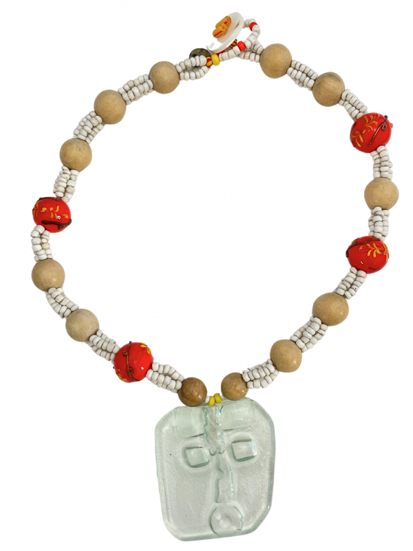 Porcelain and wooden pearls necklace with glass mask