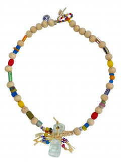 necklace with transparent glass pendant, raffia and multicoloured pearls