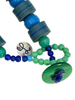 Clasp: antique green plastic button (last century) - glass beads - Lapis Lazuli glass beads.